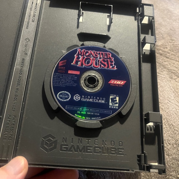 ๐ฎ Nintendo Game Cube Monster House Video Game - Picture 3 of 4